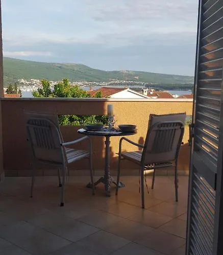 Allure No 1 アパート *