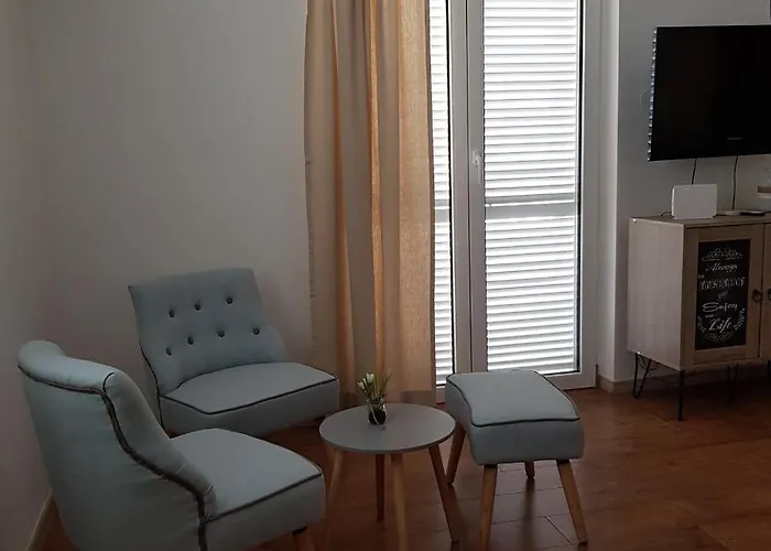 Allure No 1 アパート